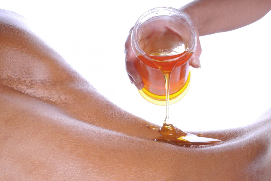 Медът се използва върху кожата