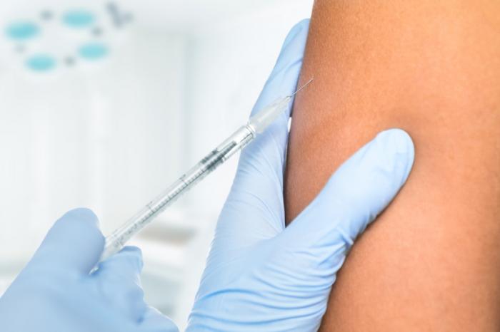 Impfstoff durch Injektion