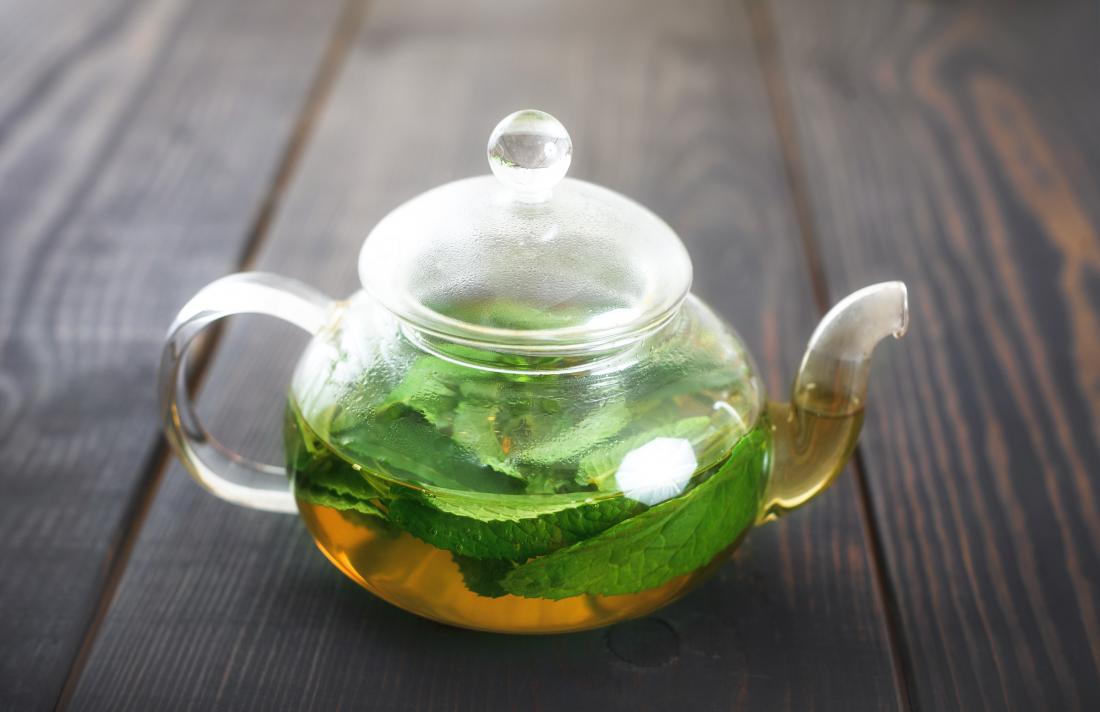Thé à la menthe poivrée peut aider avec IBS